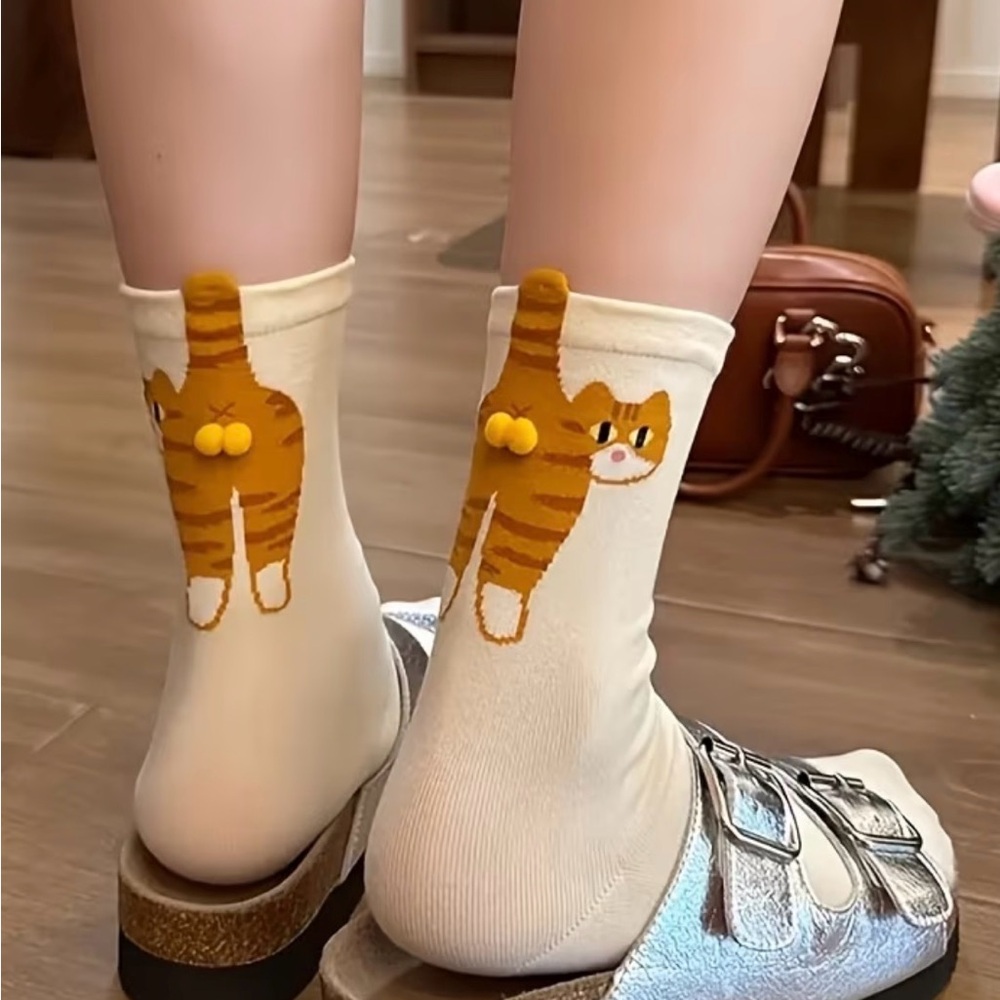 Cute Cat Design Socks (colors may differ slightly from picture) - Picture 3 of 4